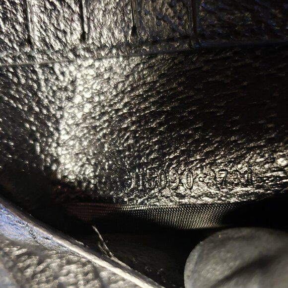 New Gucci Black Canvas Compact Wallet - Picture 14 of 15